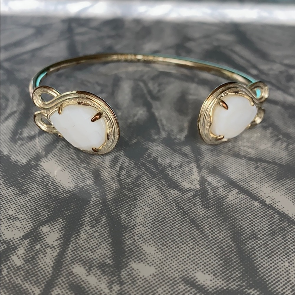 Kendra Scott bracelet